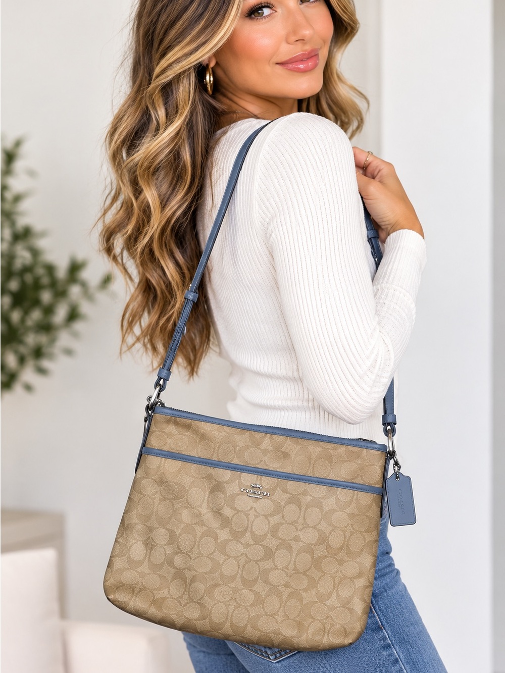 Coach Signature Canvas File Crossbody Bag Khaki Blue
MSRP: $225.00 - $295.00